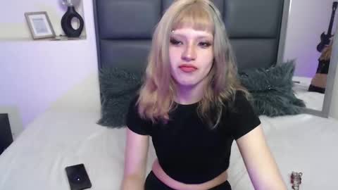 Amnesia online show from September 16, 2025, 1:23 pm