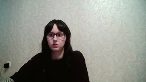 Snapshot of amomira chatting on June 17, 2026, 2:25 am Amomira online show from June 17, 2026, 2:25 am