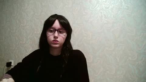 Snapshot of amomira_honeyx chatting on April 13, 2026, 1:33 am Amomira honeyx online show from April 13, 2026, 1:33 am