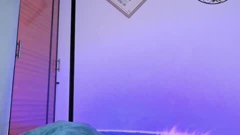 Snapshot of amon_kyle chatting on October 18, 2025, 3:42 am Amon online show from October 18, 2025, 3:42 am