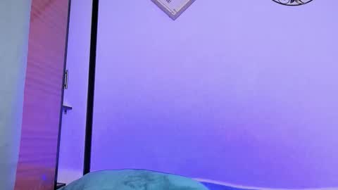 Snapshot of amon_kyle chatting on November 10, 2025, 9:58 pm Amon online show from November 10, 2025, 9:58 pm