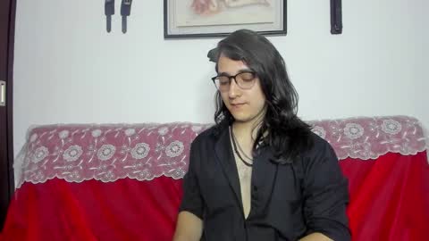 Amoneth online show from November 19, 2025, 8:14 am