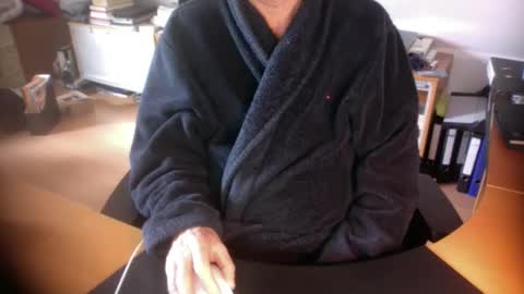 Amor2200 online show from March 3, 2026, 8:53 am