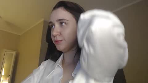 miss unforgettable online show from February 9, 2025, 7:38 am