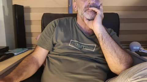 Snapshot of amorlin chatting on May 6, 2026, 9:09 pm AmorLin online show from May 6, 2026, 9:09 pm