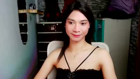 Snapshot of amorous_tina chatting on July 30, 2026, 5:34 pm Tina online show from July 30, 2026, 5:34 pm