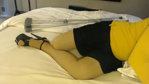 amputee_trans online show from February 17, 2026, 12:23 pm