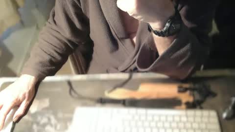 amslave4f online show from February 12, 2026, 9:15 am