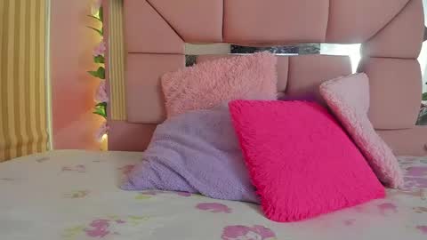 Snapshot of amy__rose__ chatting on May 27, 2026, 3:03 am amy__rose__ online show from May 27, 2026, 3:03 am