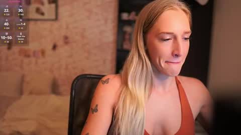 Snapshot of amy_johns_ chatting on November 20, 2025, 8:47 am amy_johns_ online show from November 20, 2025, 8:47 am