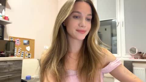 amy_meoww online show from October 28, 2025, 6:32 pm