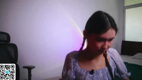 Snapshot of amy_peachy chatting on June 4, 2026, 3:45 am Amy online show from June 4, 2026, 3:45 am