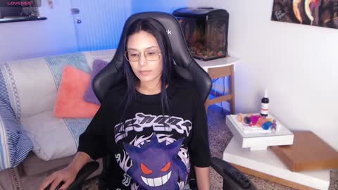 Snapshot of amy_stiward chatting on December 8, 2024, 4:50 pm Mia Cristancho online show from December 8, 2024, 4:50 pm