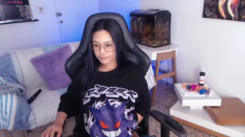 Snapshot of amy_stiward chatting on December 8, 2024, 7:54 pm Mia Cristancho online show from December 8, 2024, 7:54 pm