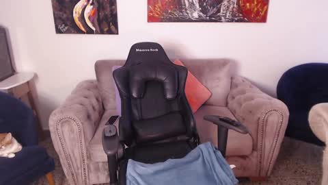 Snapshot of amy_stiward chatting on January 18, 2025, 10:39 pm Mia Cristancho online show from January 18, 2025, 10:39 pm