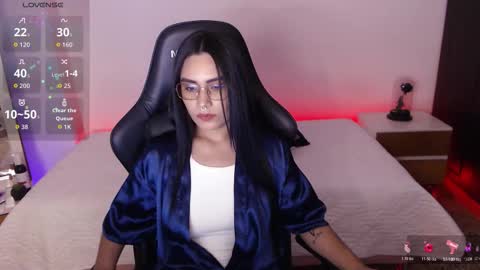 Snapshot of amy_stiward chatting on November 1, 2025, 4:42 pm Mia Cristancho online show from November 1, 2025, 4:42 pm