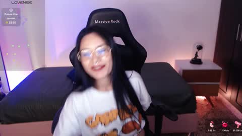 Snapshot of amy_stiward chatting on December 3, 2025, 7:34 pm Mia Cristancho online show from December 3, 2025, 7:34 pm