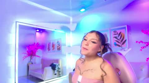 Amy  online show from February 10, 2026, 3:32 am