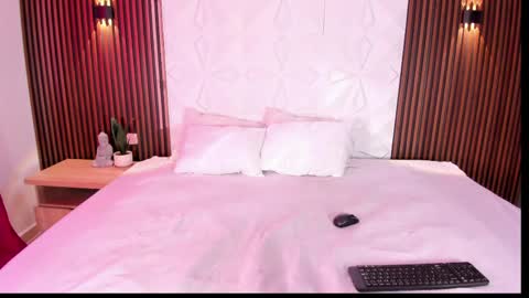 Snapshot of amycolman_ chatting on May 23, 2026, 11:58 am amy online show from May 23, 2026, 11:58 am