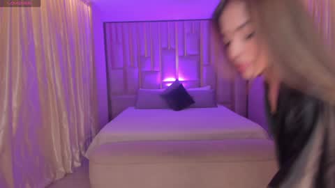 Amy  online show from January 30, 2025, 12:07 am