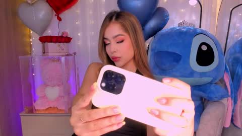 Amy  online show from October 5, 2025, 12:20 am