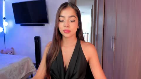 Snapshot of amydavis_ chatting on April 27, 2026, 8:18 pm Amy online show from April 27, 2026, 8:18 pm