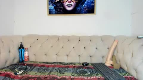 Snapshot of amydelahoz_8 chatting on February 12, 2025, 4:01 am Amy Kamila online show from February 12, 2025, 4:01 am