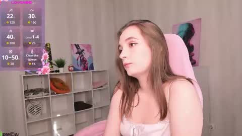 Snapshot of amydesiree chatting on June 13, 2026, 1:25 am Amy online show from June 13, 2026, 1:25 am