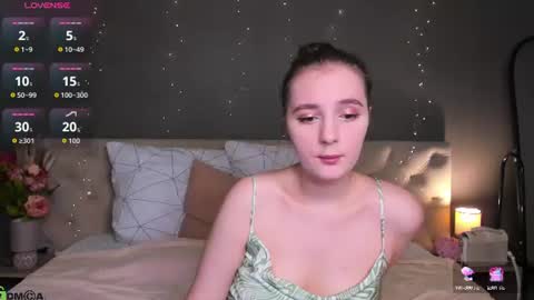 Snapshot of amydesiree chatting on July 1, 2026, 1:40 am Amy online show from July 1, 2026, 1:40 am