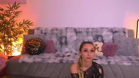 Snapshot of amykentt chatting on May 14, 2026, 4:14 pm amykentt online show from May 14, 2026, 4:14 pm