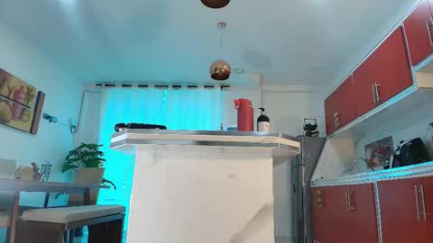 Snapshot of amyleens chatting on January 15, 2026, 2:21 pm Nataly independent model online show from January 15, 2026, 2:21 pm