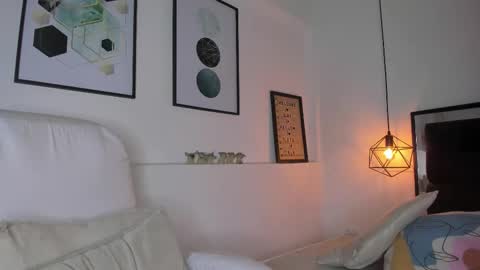 Amy online show from February 18, 2026, 11:39 am