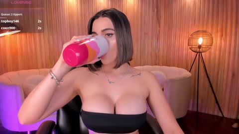 AMY WALKER online show from February 28, 2025, 1:25 pm