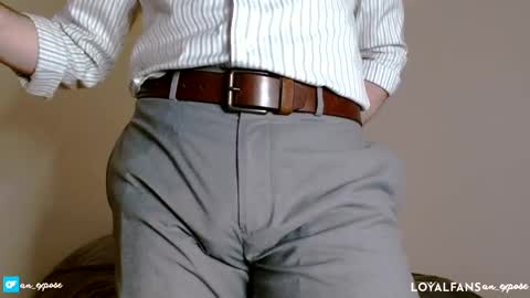 Snapshot of an_expose chatting on December 9, 2024, 9:05 pm an expos online show from December 9, 2024, 9:05 pm