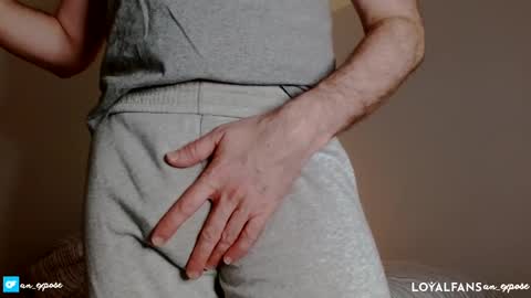 Snapshot of an_expose chatting on January 5, 2025, 3:22 am an expos online show from January 5, 2025, 3:22 am