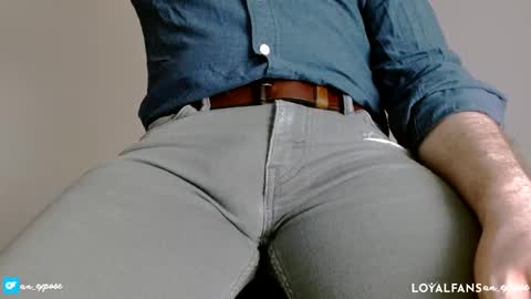 Snapshot of an_expose chatting on January 27, 2025, 12:43 am an expos online show from January 27, 2025, 12:43 am