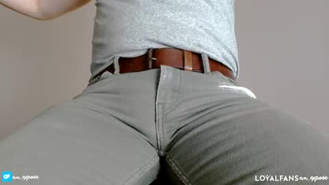 Snapshot of an_expose chatting on February 1, 2025, 10:34 pm an expos online show from February 1, 2025, 10:34 pm