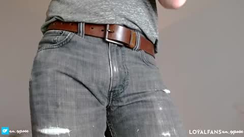 Snapshot of an_expose chatting on February 13, 2025, 6:27 pm an expos online show from February 13, 2025, 6:27 pm