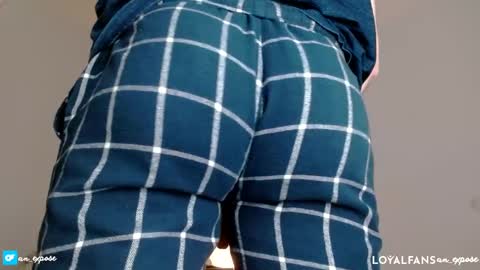 Snapshot of an_expose chatting on February 23, 2025, 3:13 am an expos online show from February 23, 2025, 3:13 am