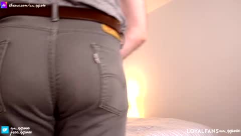 Snapshot of an_expose chatting on October 25, 2025, 5:08 pm an expos online show from October 25, 2025, 5:08 pm