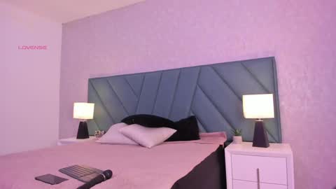 An Valkiria online show from February 13, 2025, 4:11 am