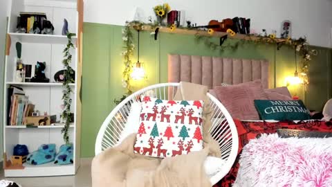 Ana Maria online show from December 2, 2024, 9:06 pm