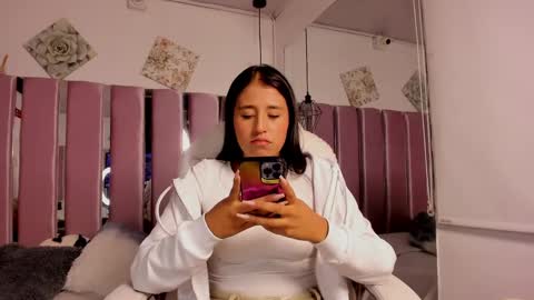 Ana online show from February 2, 2025, 2:06 am