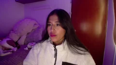 Ana online show from February 4, 2025, 4:37 am