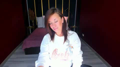 Ana online show from September 25, 2025, 3:16 pm