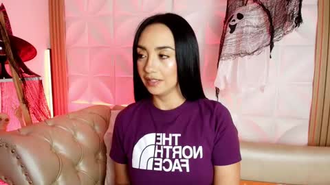 Snapshot of ana_riveros chatting on October 3, 2025, 4:31 am online show from October 3, 2025, 4:31 am