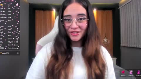 Snapshot of ana_taylor2 chatting on December 12, 2024, 8:10 pm Ana online show from December 12, 2024, 8:10 pm