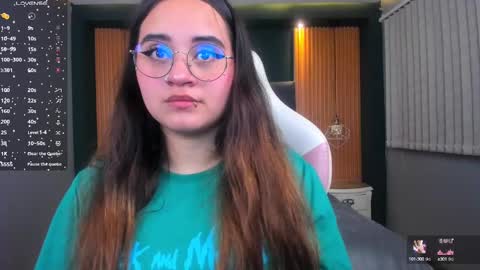 Snapshot of ana_taylor2 chatting on December 14, 2024, 8:18 pm Ana online show from December 14, 2024, 8:18 pm