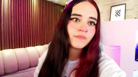 Snapshot of ana_taylor2 chatting on November 14, 2025, 4:44 am Ana online show from November 14, 2025, 4:44 am