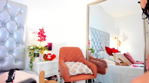 anaa_bellaa online show from January 25, 2025, 12:26 pm